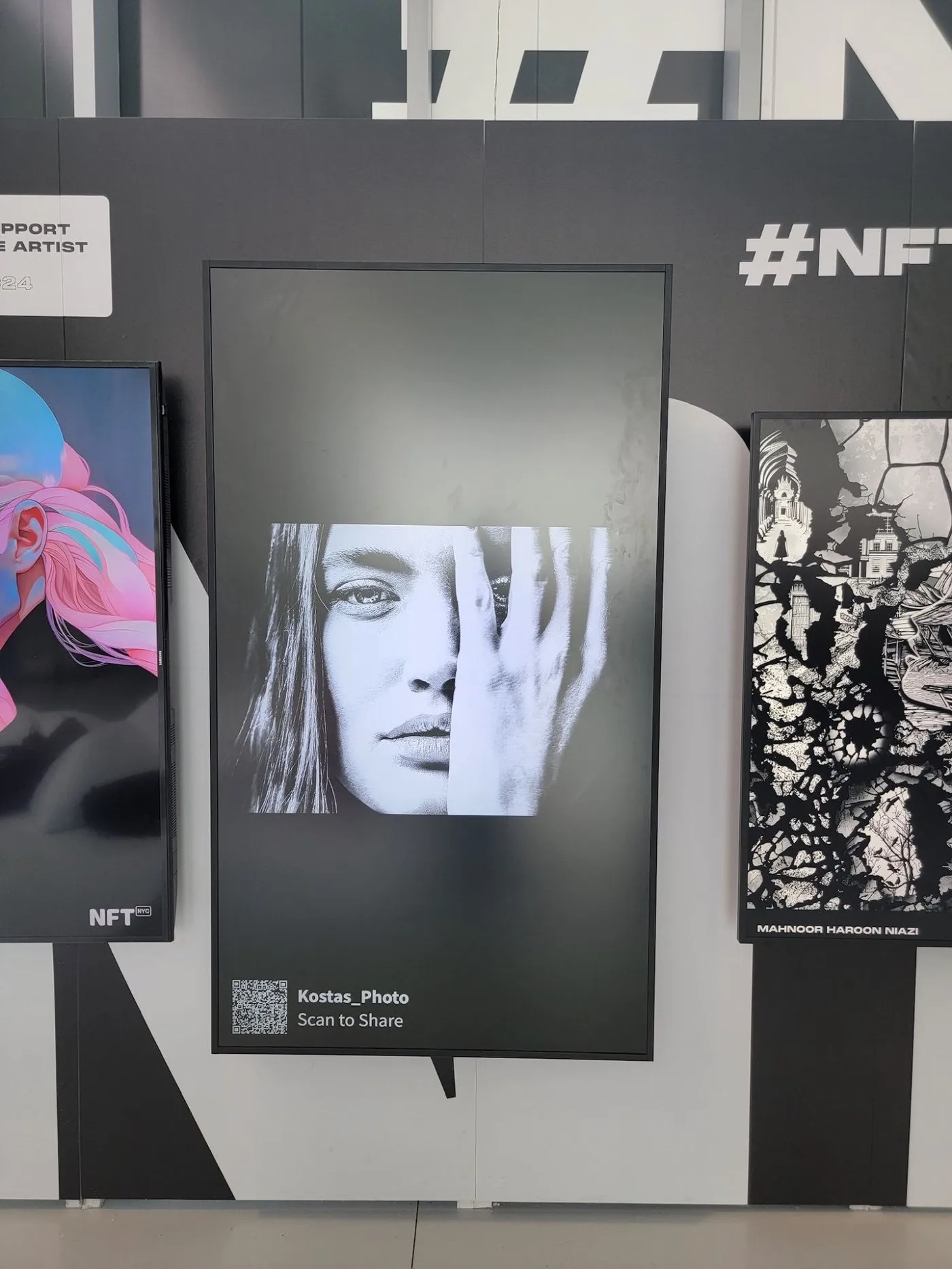 Werk von Kostas Giannopoulos bei NFT NYC 2024